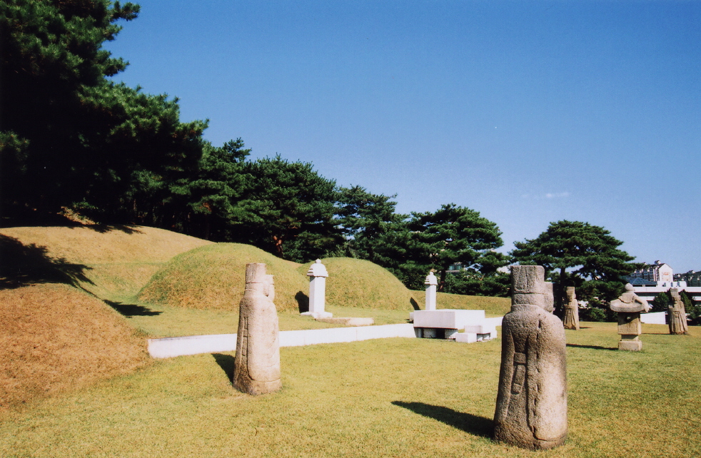 효령대군 이보 묘역(청권사)