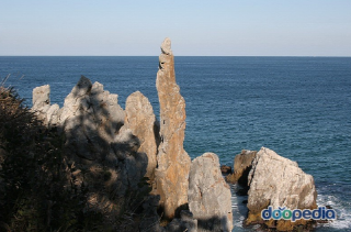 추암촛대바위