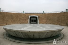 서울 천년타임캡슐광장
