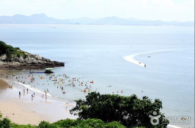 모항갯벌해수욕장